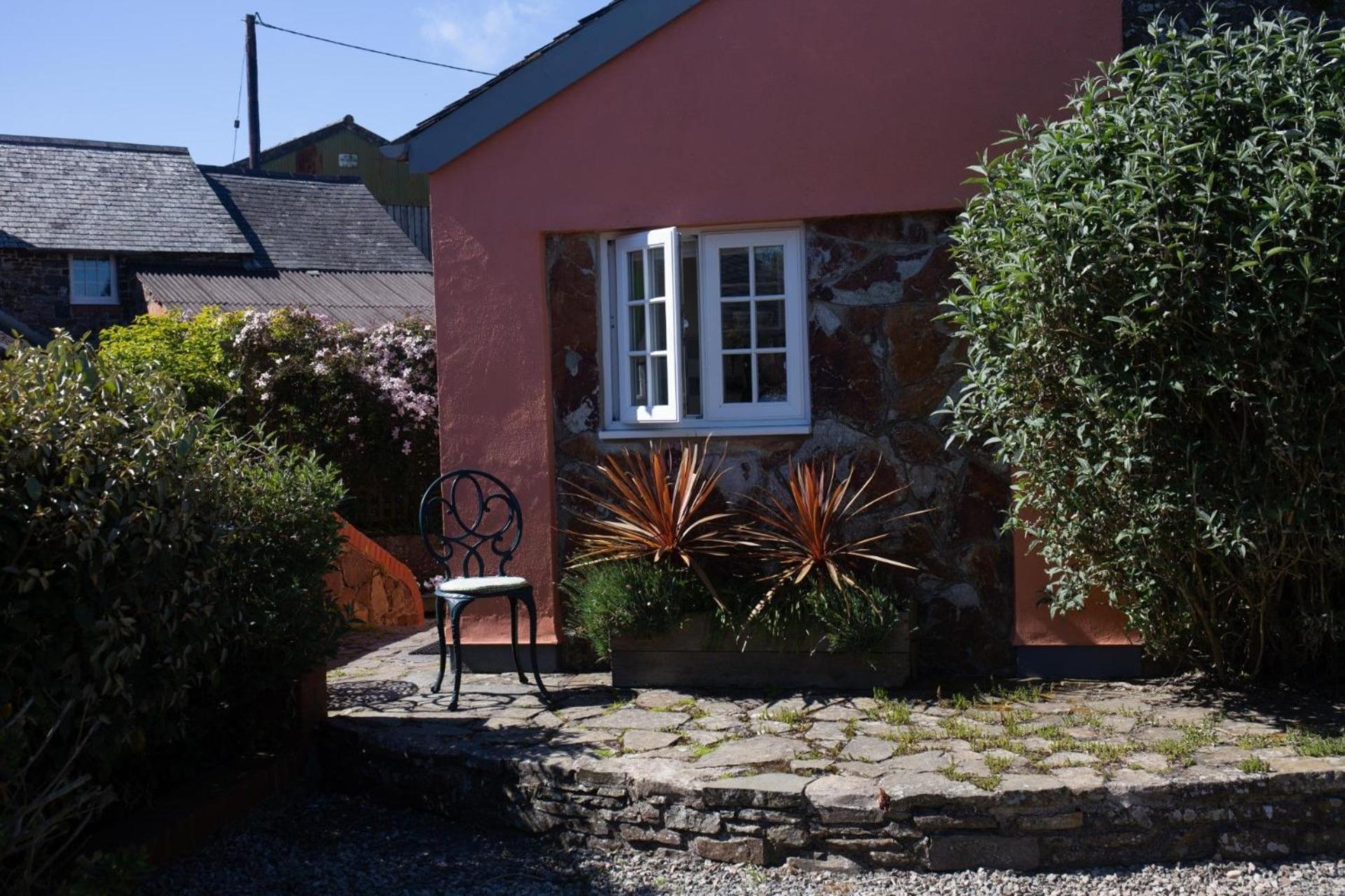 The Tack Room Hartland Exterior photo